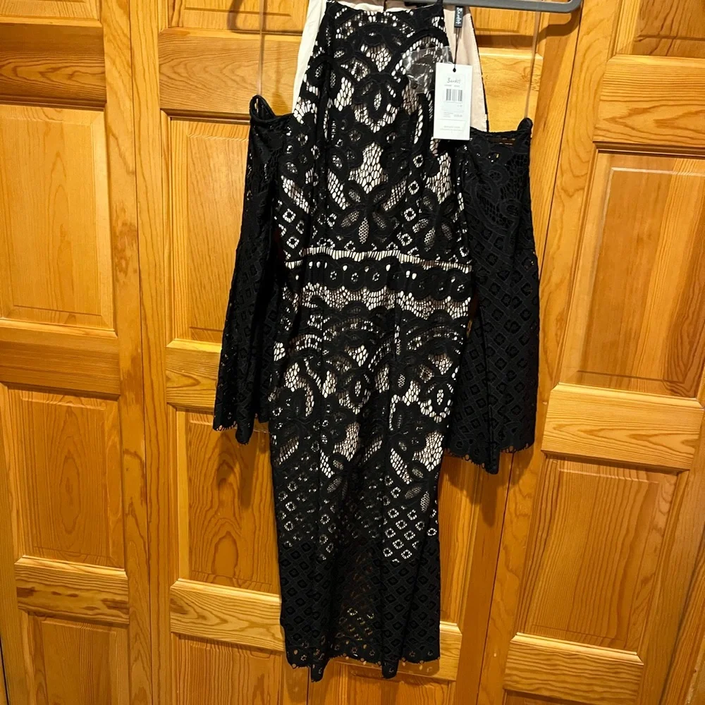 Bardot Black Lace Dress - Picture 8 of 9